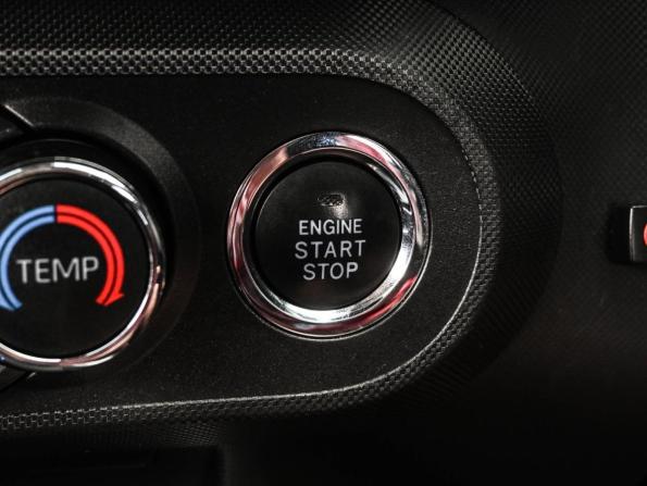 Daihatsu Rocky A200 с пробегом 2021 года, цена 1 829 000 рублей, 50765 км, внедорожник, Автокод Объявления