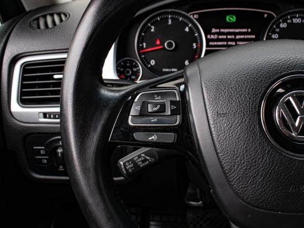 Volkswagen Touareg II с пробегом 2010 года, цена 1 850 000 рублей, 269367 км, внедорожник, Автокод Объявления