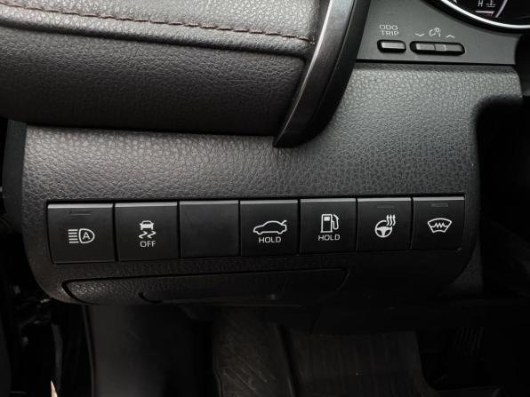 Toyota Camry VIII (XV70) с пробегом 2021 года, цена 2 439 000 рублей, 208350 км, седан, Автокод Объявления