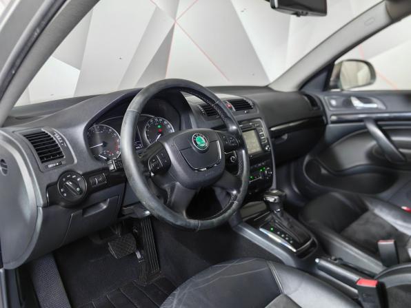 Skoda Octavia II (A5) Рестайлинг с пробегом 2012 года, цена 709 000 рублей, 286618 км, универсал, Автокод Объявления