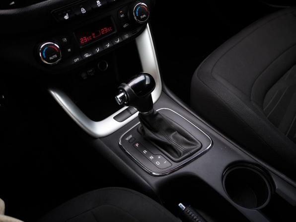 Kia Ceed II Рестайлинг с пробегом 2018 года, цена 1 420 000 рублей, 165008 км, хэтчбек, Автокод Объявления