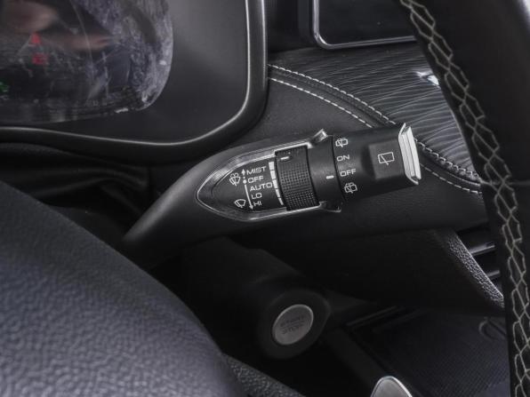 Haval Jolion I с пробегом 2023 года, цена 1 699 000 рублей, 107041 км, внедорожник, Автокод Объявления