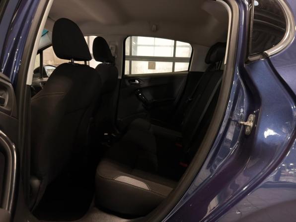 Peugeot 208 I с пробегом 2013 года, цена 549 000 рублей, 184000 км, хэтчбек, Автокод Объявления