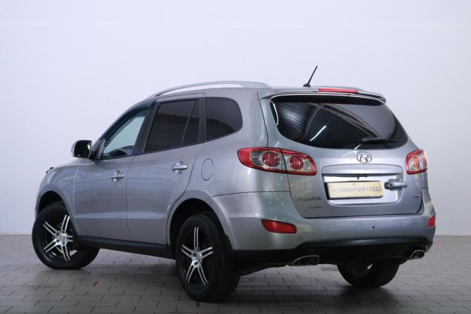 Hyundai Santa Fe II Рестайлинг с пробегом 2010 года, цена 1 099 000 рублей, 285000 км, внедорожник, Автокод Объявления