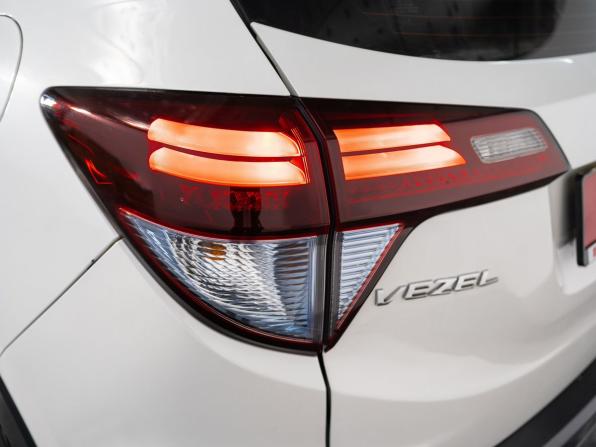 Honda Vezel I с пробегом 2014 года, цена 1 350 000 рублей, 132683 км, внедорожник, Автокод Объявления