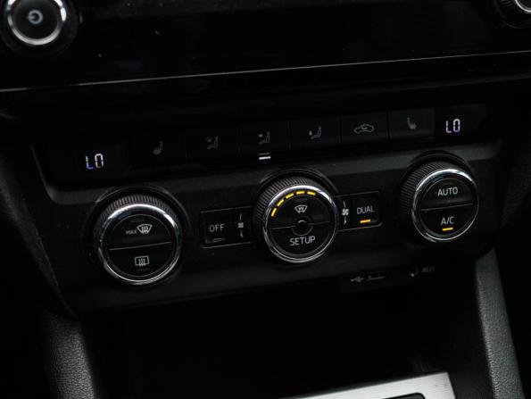 Skoda Octavia III (A7) с пробегом 2014 года, цена 1 100 000 рублей, 186730 км, лифтбек, Автокод Объявления