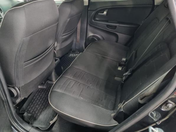 Kia Venga I с пробегом 2013 года, цена 780 000 рублей, 124318 км, минивэн, Автокод Объявления