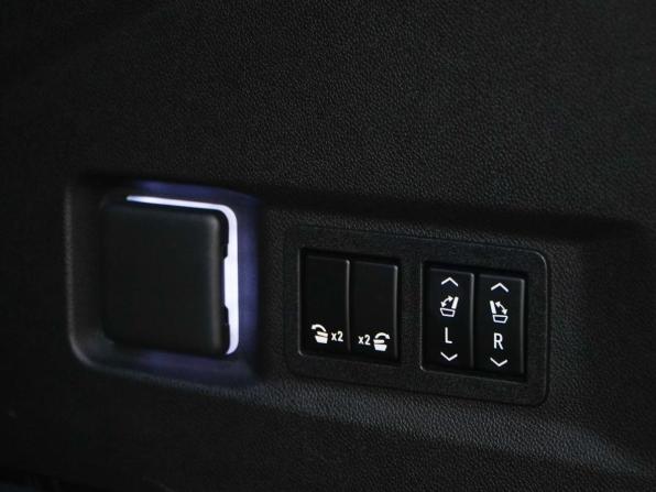 Chevrolet Tahoe V с пробегом 2021 года, цена 7 497 077 рублей, 65508 км, внедорожник, Автокод Объявления