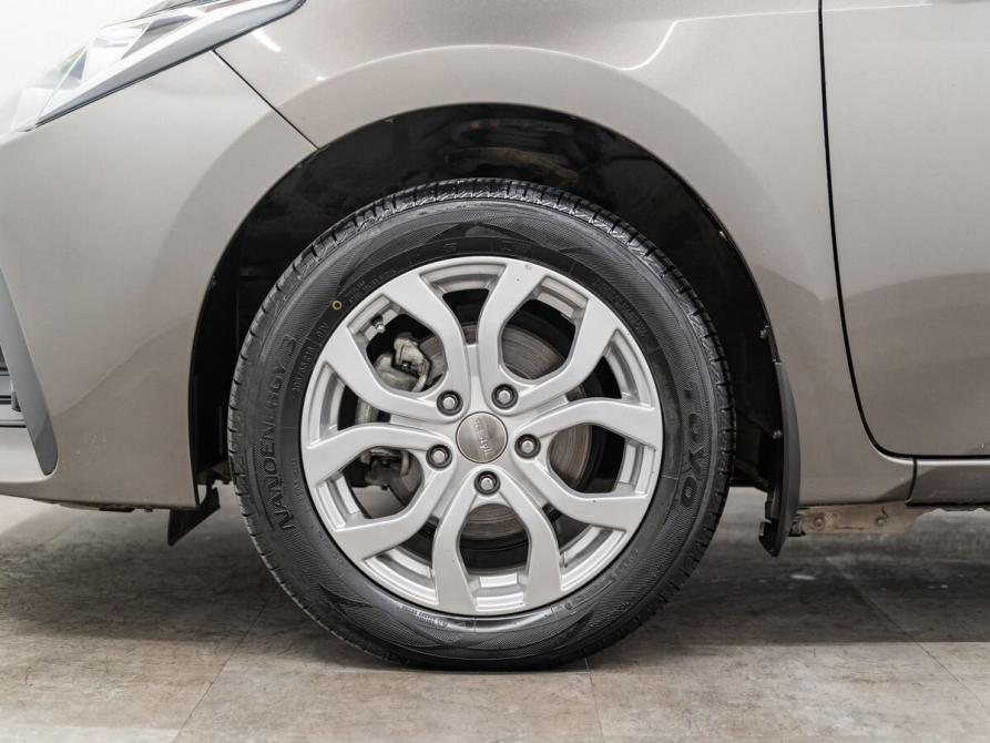 Toyota Corolla XI (E160 E170 E180) Рестайлинг 1 Красноярск  - изображение 19