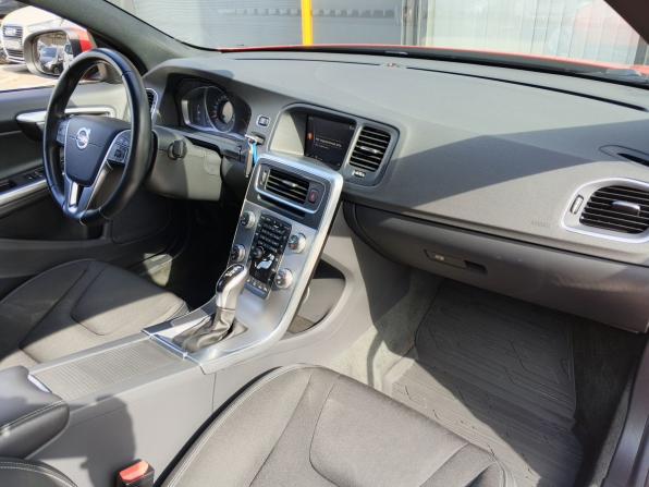 Volvo S60 II Рестайлинг с пробегом 2017 года, цена 1 850 000 рублей, 34470 км, седан, Автокод Объявления