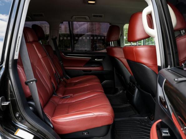 Lexus LX III Рестайлинг 2 с пробегом 2016 года, цена 5 398 000 рублей, 213670 км, внедорожник, Автокод Объявления