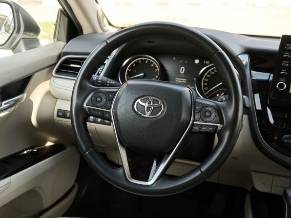 Toyota Camry VIII (XV70) Рестайлинг с пробегом 2021 года, цена 3 275 000 рублей, 74298 км, седан, Автокод Объявления