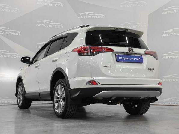 Toyota RAV4 IV (XA40) Рестайлинг с пробегом 2016 года, цена 2 500 000 рублей, 129362 км, внедорожник, Автокод Объявления