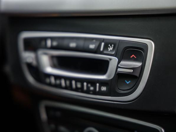 Renault Fluence I с пробегом 2012 года, цена 784 000 рублей, 130713 км, седан, Автокод Объявления