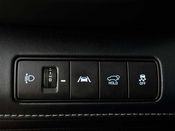 Hyundai Santa Fe IV Рестайлинг с пробегом 2021 года, цена 3 190 000 рублей, 100235 км, внедорожник, Автокод Объявления