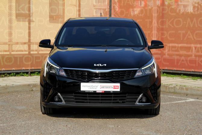 Kia Rio IV Рестайлинг с пробегом 2022 года, цена 1 740 000 рублей, 56247 км, седан, Автокод Объявления