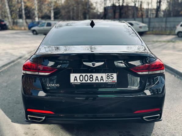 Hyundai Genesis II с пробегом 2014 года, цена 1 750 000 рублей, 269186 км, седан, Автокод Объявления