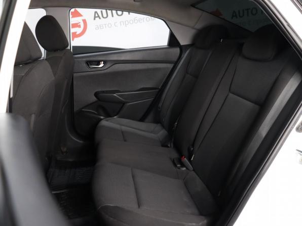 Hyundai Solaris II с пробегом 2020 года, цена 1 439 000 рублей, 62850 км, седан, Автокод Объявления