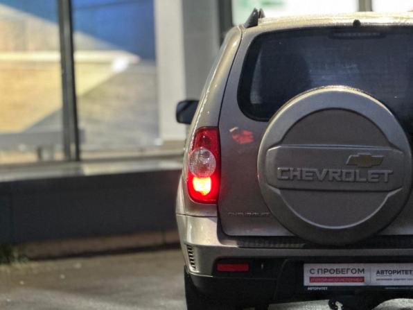 Chevrolet Niva I Рестайлинг с пробегом 2014 года, цена 559 000 рублей, 116861 км, внедорожник, Автокод Объявления