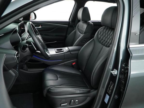 Hyundai Santa Fe IV Рестайлинг с пробегом 2021 года, цена 4 096 900 рублей, 29935 км, внедорожник, Автокод Объявления