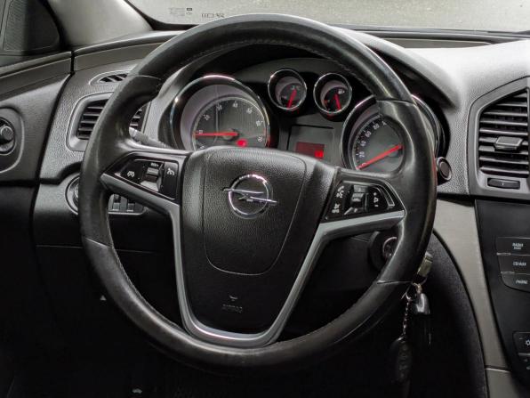 Opel Insignia I с пробегом 2013 года, цена 869 900 рублей, 204000 км, седан, Автокод Объявления