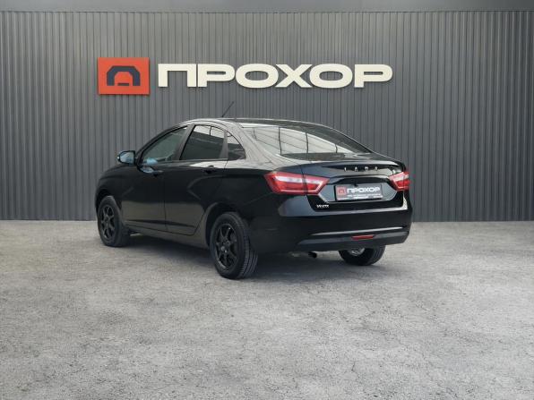 Lada (ВАЗ) Vesta I с пробегом 2021 года, цена 997 000 рублей, 99098 км, седан, Автокод Объявления
