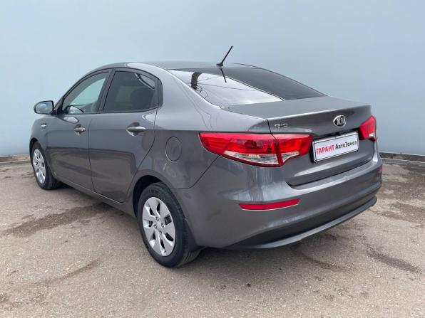 Kia Rio III Рестайлинг с пробегом 2016 года, цена 899 000 рублей, 252411 км, седан, Автокод Объявления