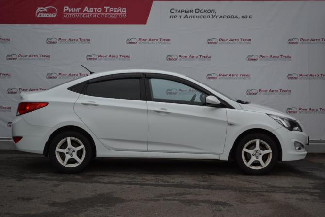 Hyundai Solaris I Рестайлинг с пробегом 2015 года, цена 940 000 рублей, 101658 км, седан, Автокод Объявления