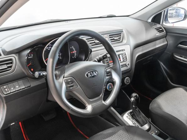 Kia Rio III Рестайлинг с пробегом 2016 года, цена 1 100 400 рублей, 111142 км, седан, Автокод Объявления