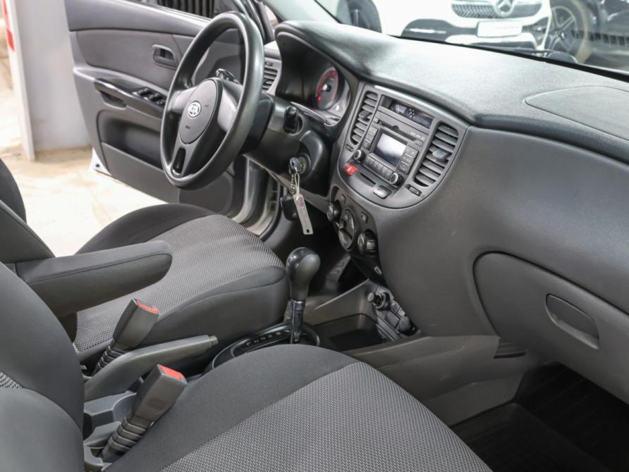 Kia Rio III Москва  - изображение 12