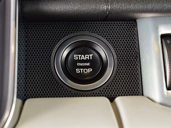 Land Rover Range Rover IV с пробегом 2016 года, цена 4 699 995 рублей, 270893 км, внедорожник, Автокод Объявления