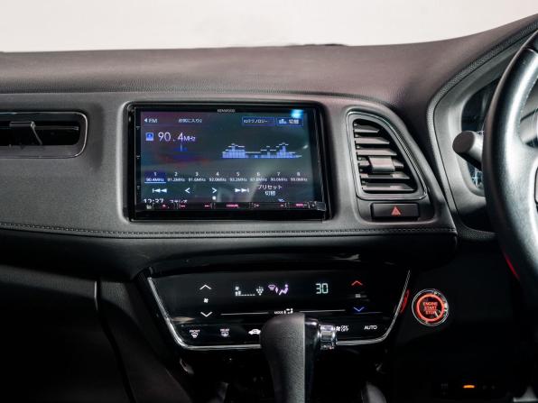 Honda Vezel I Рестайлинг с пробегом 2018 года, цена 1 900 000 рублей, 61000 км, внедорожник, Автокод Объявления