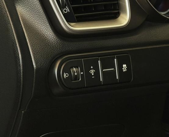 Kia Ceed III с пробегом 2019 года, цена 1 650 000 рублей, 96283 км, хэтчбек, Автокод Объявления