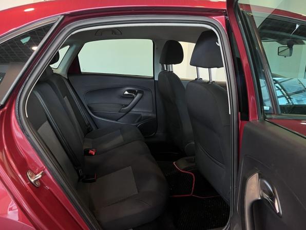 Volkswagen Polo V с пробегом 2014 года, цена 1 133 000 рублей, 104302 км, седан, Автокод Объявления