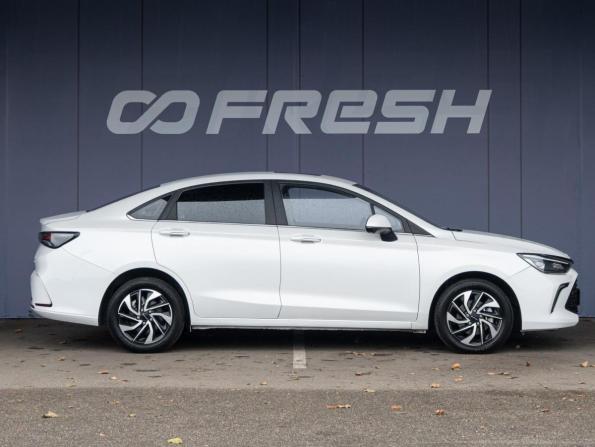 BAIC U5 Plus с пробегом 2023 года, цена 1 285 000 рублей, 80950 км, седан, Автокод Объявления
