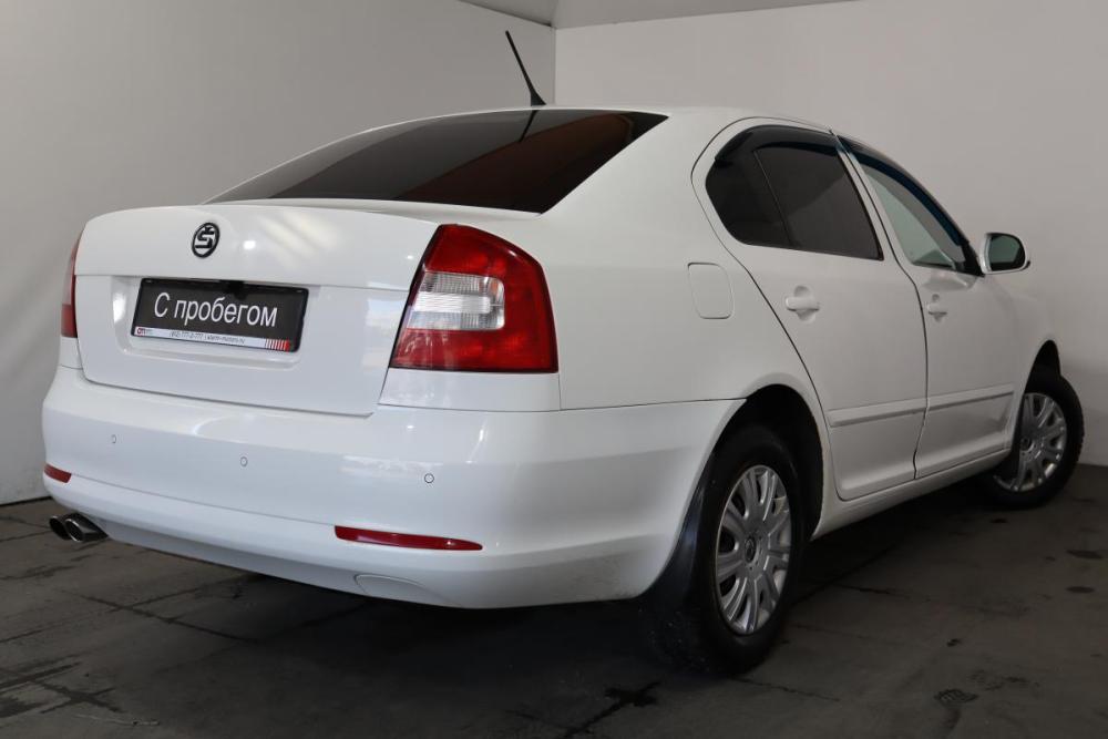 Skoda Octavia II (A5) Рестайлинг Санкт-Петербург  - изображение 6