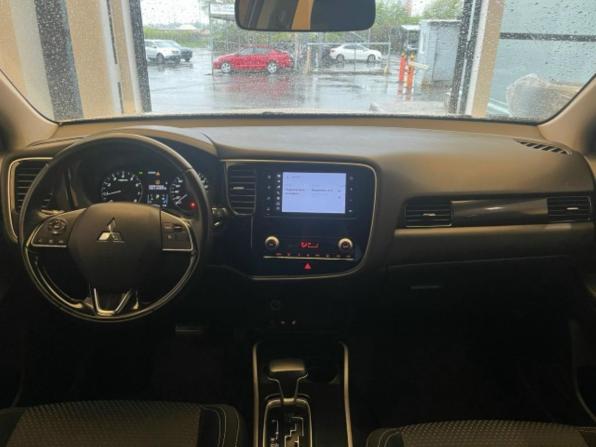 Mitsubishi Outlander III Рестайлинг 3 с пробегом 2020 года, цена 2 277 000 рублей, 123019 км, внедорожник, Автокод Объявления