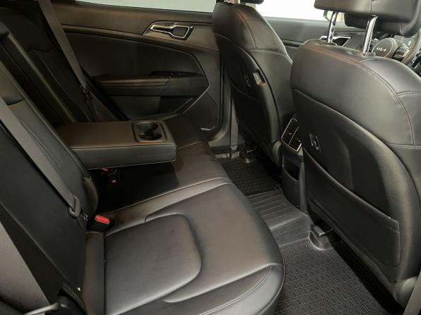 Kia Sportage V с пробегом 2023 года, цена 3 599 000 рублей, 63883 км, внедорожник, Автокод Объявления