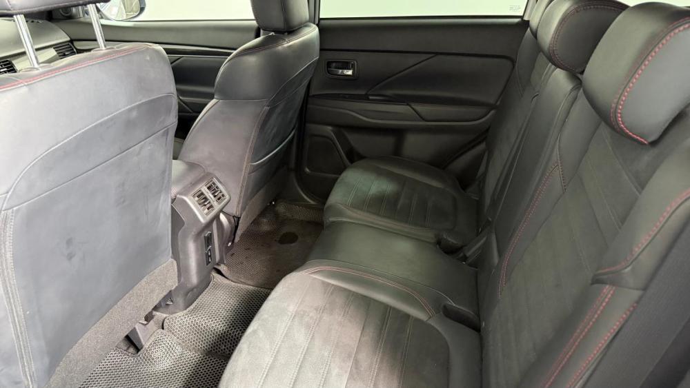 Mitsubishi Outlander III Рестайлинг 3 Санкт-Петербург  - изображение 12
