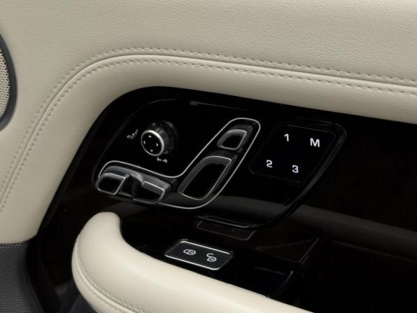 Land Rover Range Rover IV Рестайлинг с пробегом 2019 года, цена 7 029 000 рублей, 136211 км, внедорожник, Автокод Объявления