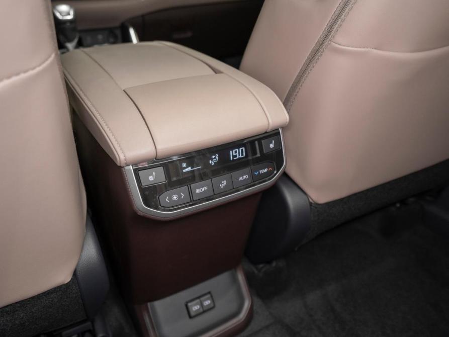 Toyota Highlander IV (XU70) Москва  - изображение 16