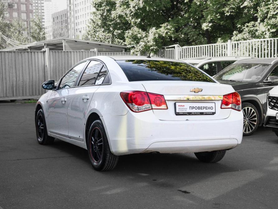 Chevrolet Cruze I Рестайлинг Москва  - изображение 6