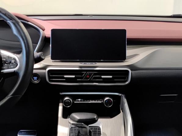 Geely Coolray I с пробегом 2023 года, цена 1 990 000 рублей, 39503 км, внедорожник, Автокод Объявления