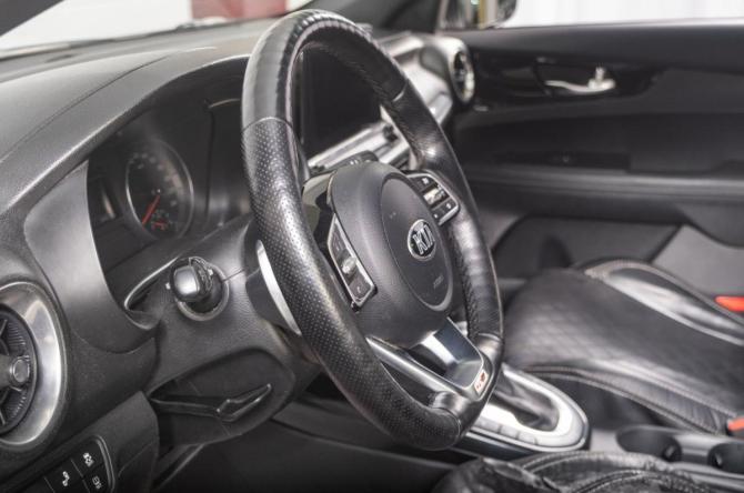 Kia Cerato III Рестайлинг (Classic) с пробегом 2020 года, цена 1 399 000 рублей, 184511 км, седан, Автокод Объявления