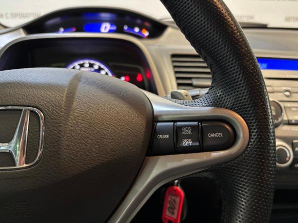 Honda Civic VIII Рестайлинг с пробегом 2010 года, цена 749 000 рублей, 248000 км, седан, Автокод Объявления