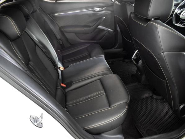 Skoda Octavia IV (A8) с пробегом 2023 года, цена 2 595 000 рублей, 84703 км, лифтбек, Автокод Объявления