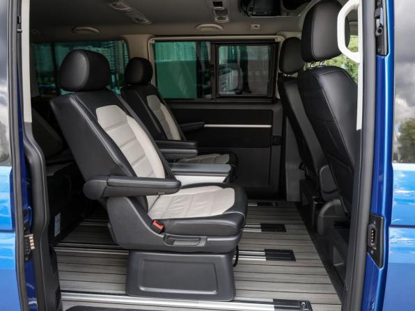 Volkswagen Multivan T6 Рестайлинг с пробегом 2020 года, цена 6 990 000 рублей, 58177 км, минивэн, Автокод Объявления