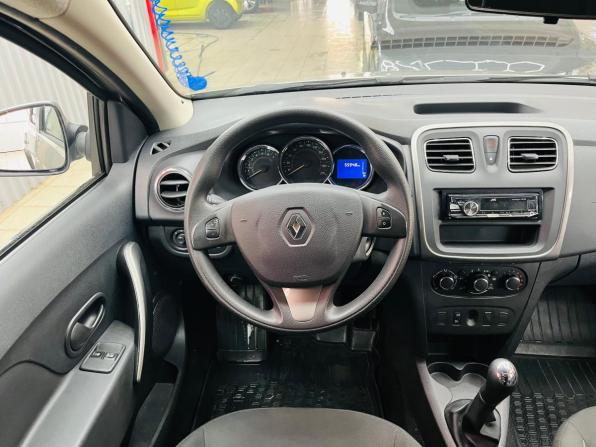 Renault Sandero II с пробегом 2017 года, цена 1 000 000 рублей, 53740 км, хэтчбек, Автокод Объявления