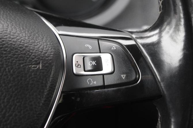 Volkswagen Polo V Рестайлинг с пробегом 2018 года, цена 1 400 000 рублей, 67353 км, седан, Автокод Объявления
