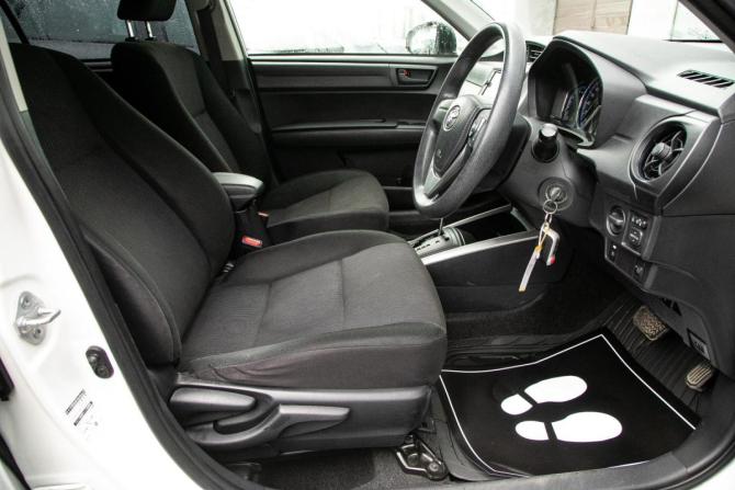 Toyota Corolla XI (E160 E170 E180) с пробегом 2016 года, цена 1 145 000 рублей, 167500 км, универсал, Автокод Объявления